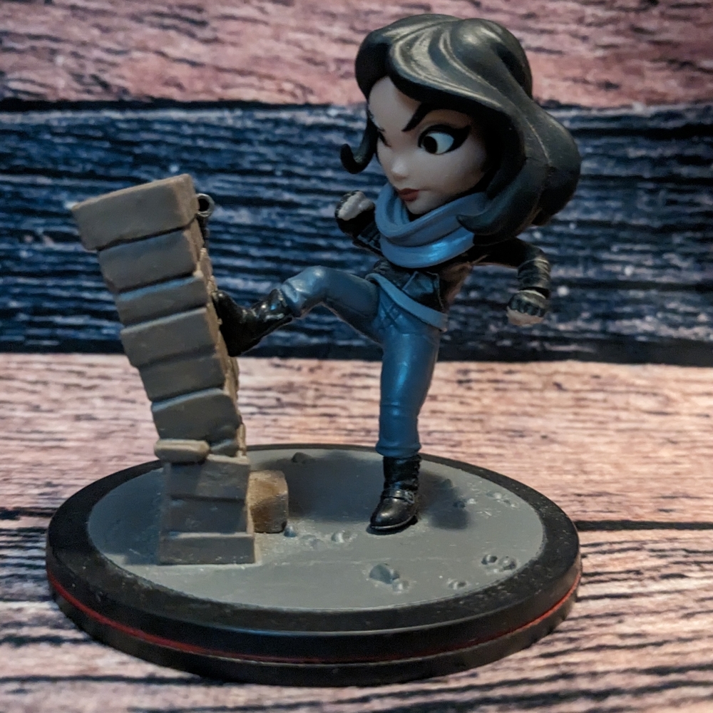 Q Figure Jessica Jones